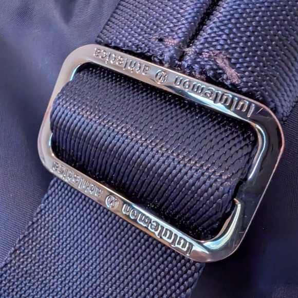 Lululemon Carry The Day Bag Women's OS 22L Gym Active Travel Midnight Navy 3/17 - Picture 15 of 16